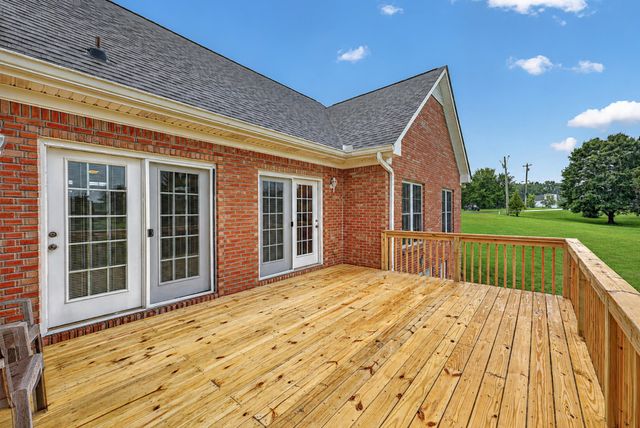 3000 Surrey Ridge Rd, Clarksville, TN 37043