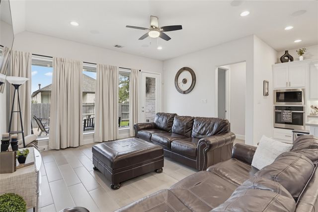 719 ARROYO DORADO, New Braunfels, TX 78130