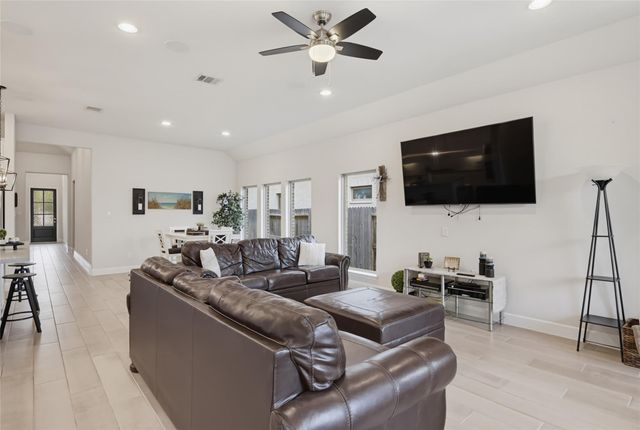 719 ARROYO DORADO, New Braunfels, TX 78130