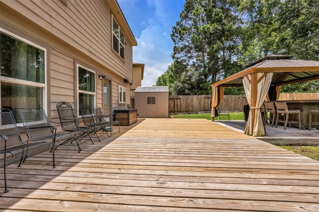 16718 Warbler Drive, Conroe, TX 77385