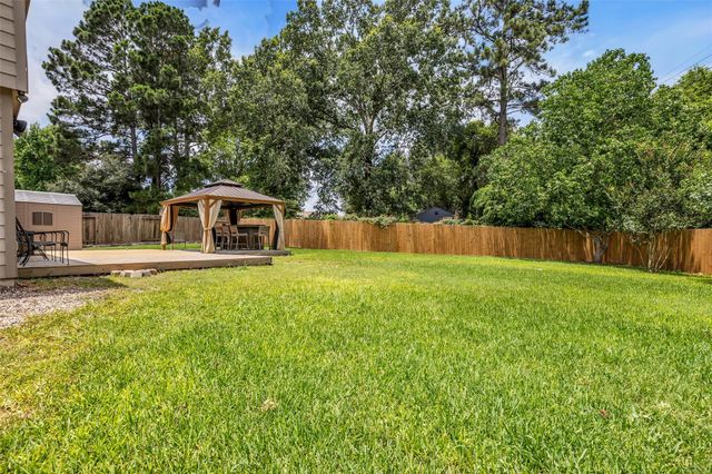 16718 Warbler Drive, Conroe, TX 77385