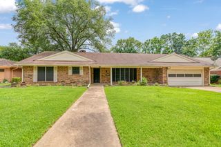 2680 Hubbard Street, Paris, TX 75460