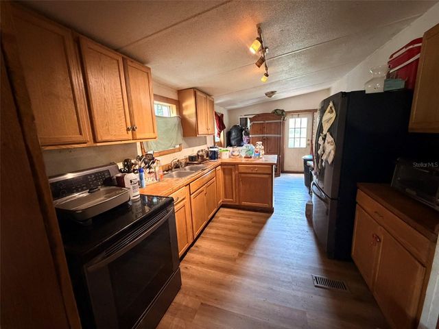 21685 NE 133RD PLACE, Fort Mc Coy, FL 32134
