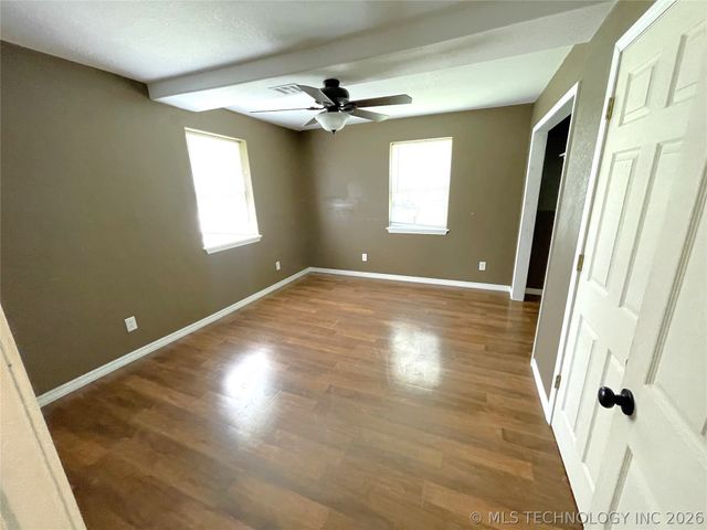 471846 E 840 Road, Stilwell, OK 74960
