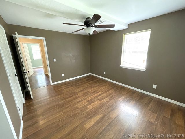 471846 E 840 Road, Stilwell, OK 74960