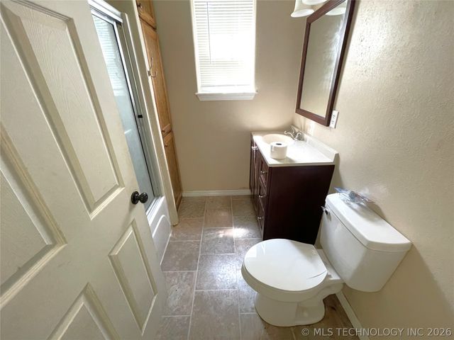 471846 E 840 Road, Stilwell, OK 74960