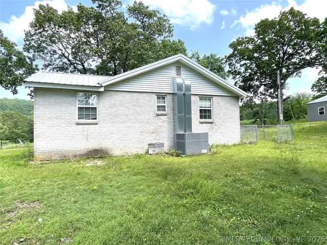 471846 E 840 Road, Stilwell, OK 74960