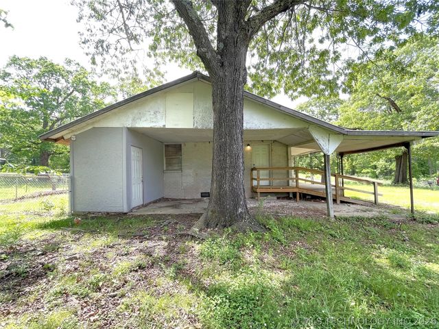 471846 E 840 Road, Stilwell, OK 74960