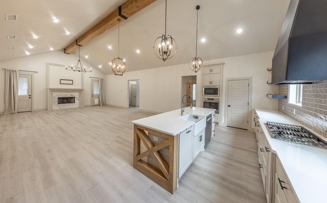 5905 112th Street, Lubbock, TX 79424