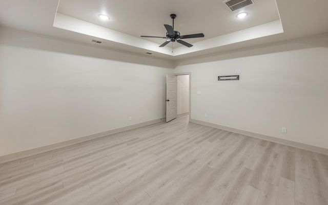 5905 112th Street, Lubbock, TX 79424