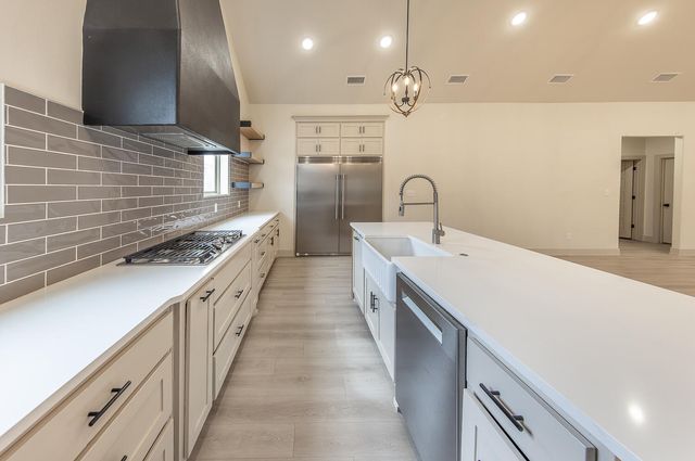 5905 112th Street, Lubbock, TX 79424