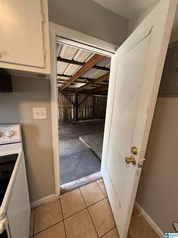 907 GARYWOOD PLACE, Hueytown, AL 35023