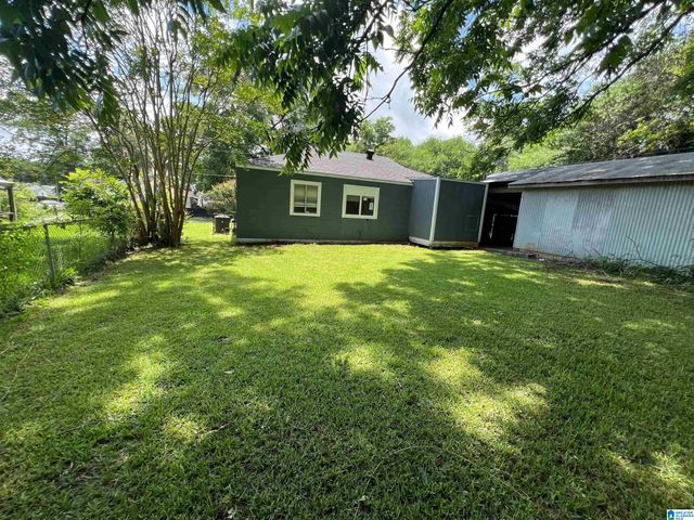 907 GARYWOOD PLACE, Hueytown, AL 35023