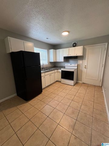 907 GARYWOOD PLACE, Hueytown, AL 35023