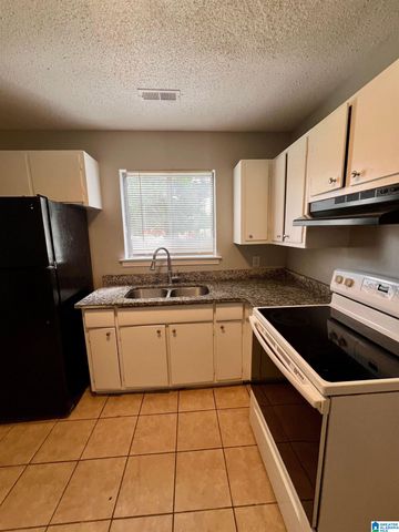 907 GARYWOOD PLACE, Hueytown, AL 35023