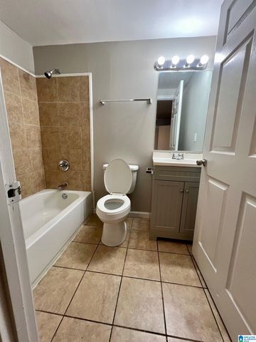 907 GARYWOOD PLACE, Hueytown, AL 35023