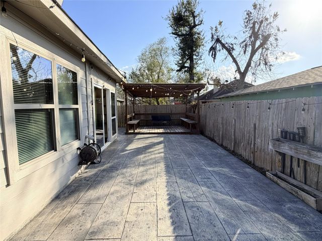 8002 Brandon Street, Houston, TX 77051