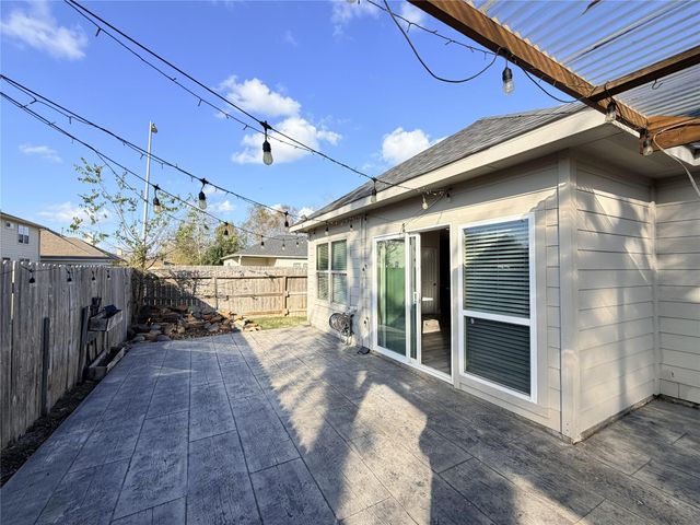 8002 Brandon Street, Houston, TX 77051