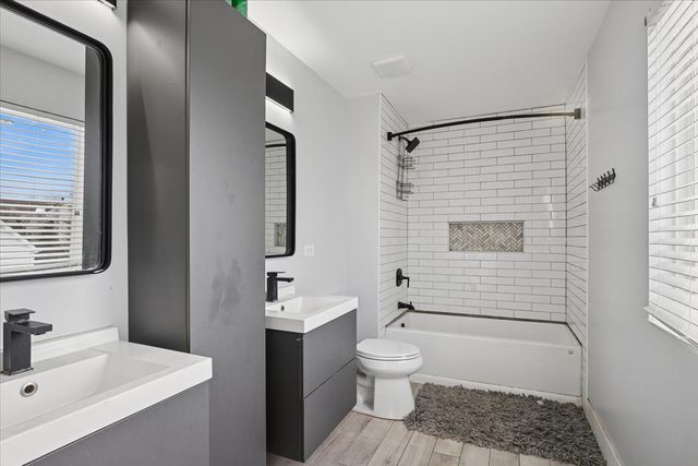 1297 Holly Court, Antioch, IL 60002