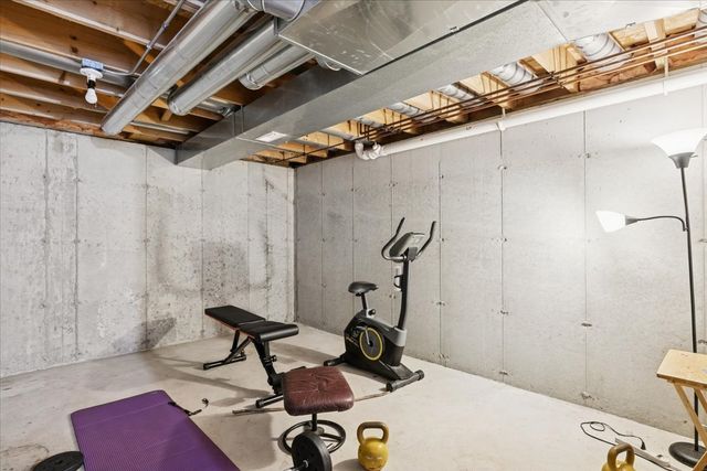 1297 Holly Court, Antioch, IL 60002