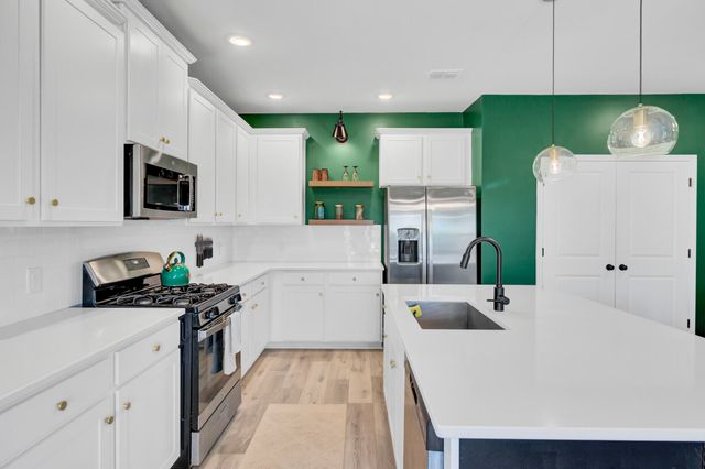 164 Pine Crest View Drive, Summerville, SC 29486