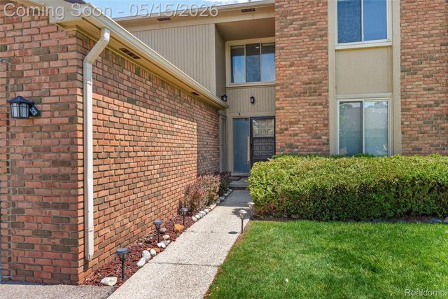 700 Tennyson, Rochester Hills, MI 48307