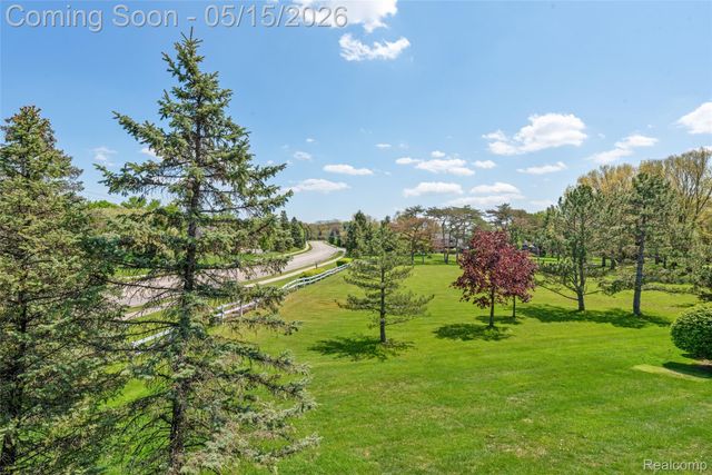 700 Tennyson, Rochester Hills, MI 48307
