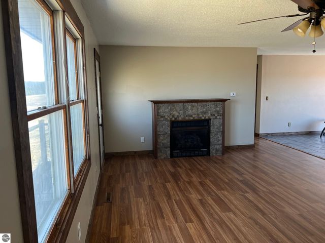 10613 N Bagley Road, St Louis, MI 48880