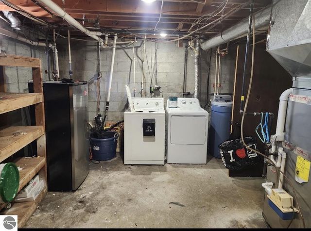 10613 N Bagley Road, St Louis, MI 48880