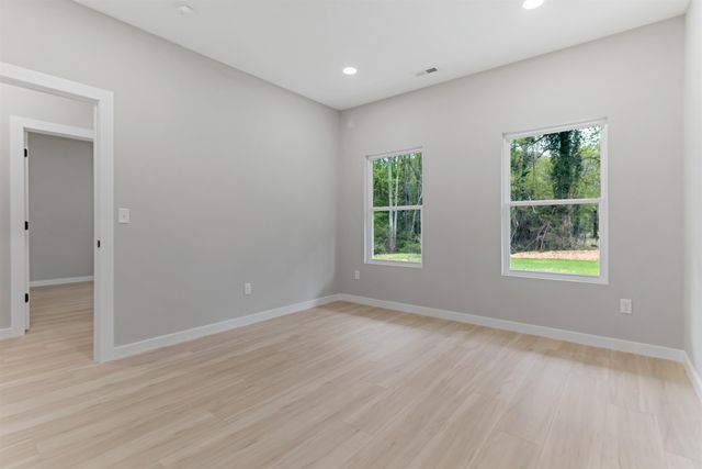 189 N Georgia Avenue, Chesnee, SC 29323
