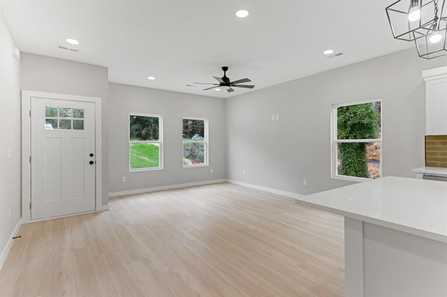 189 N Georgia Avenue, Chesnee, SC 29323