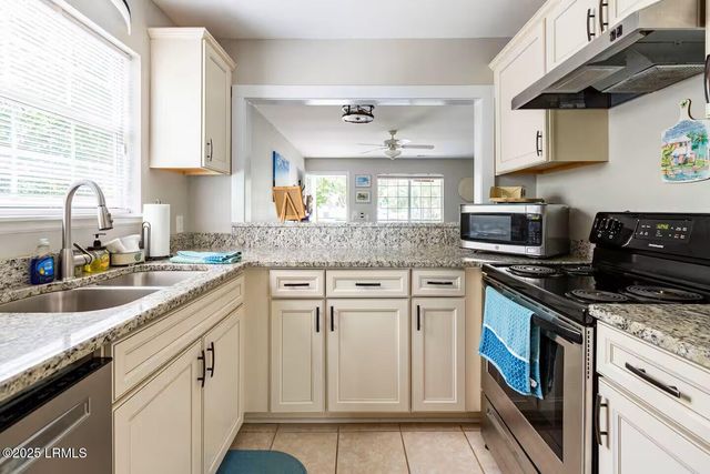 900 B 16th Street, Port Royal, SC 29935