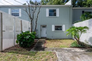 3202 W DE LEON STREET B, Tampa, FL 33609