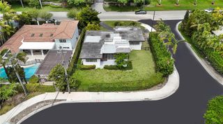 1630 S Bayshore Dr, Miami, FL 33133