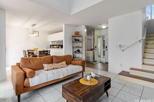 94-835 Lumiauau Street K105, Waipahu, HI 96797