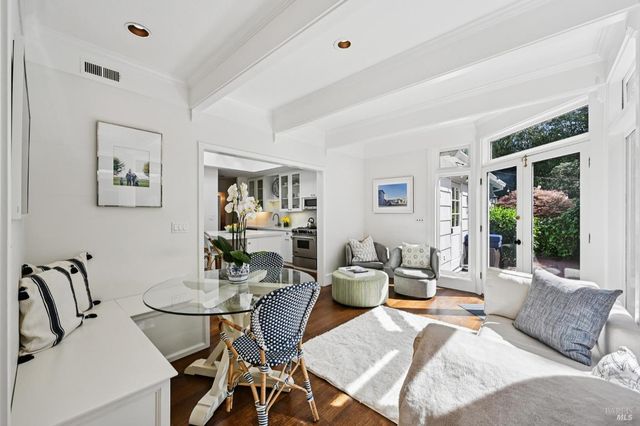 161 Lagunitas Rd, Ross, CA 94957