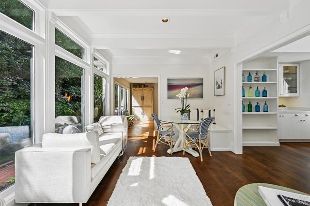 161 Lagunitas Rd, Ross, CA 94957