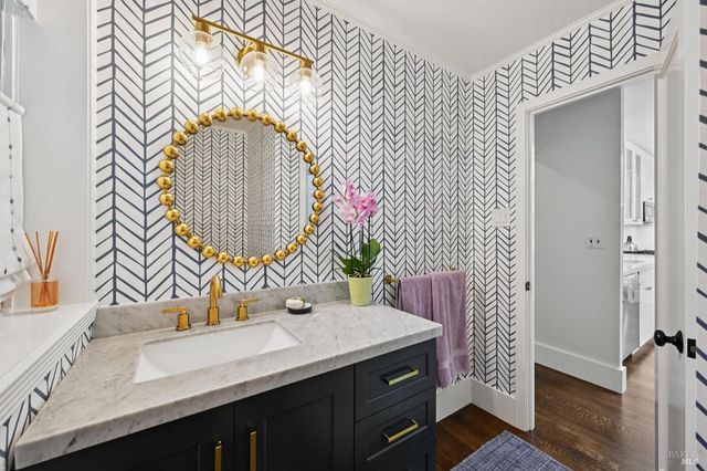 161 Lagunitas Rd, Ross, CA 94957