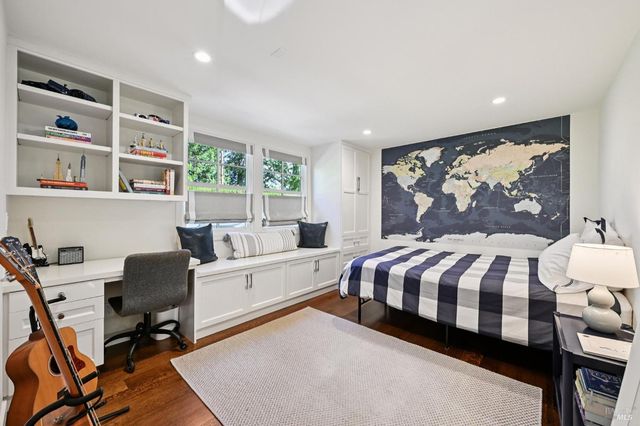 161 Lagunitas Rd, Ross, CA 94957