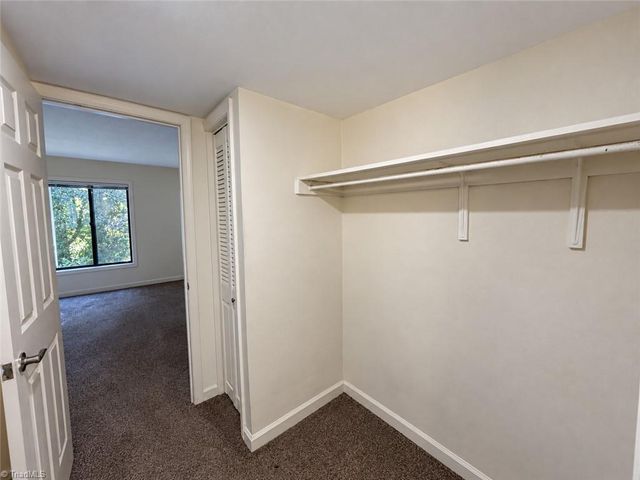 1510 Benjamin Parkway C, Greensboro, NC 27408
