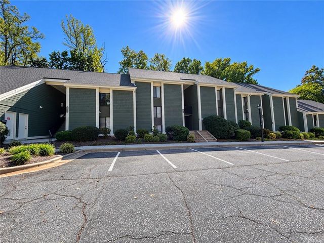 1510 Benjamin Parkway C, Greensboro, NC 27408