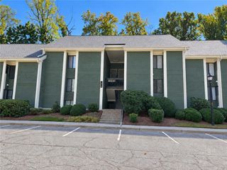 1510 Benjamin Parkway C, Greensboro, NC 27408