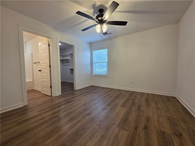 827 N Crater Avenue 1, Fayetteville, AR 72704