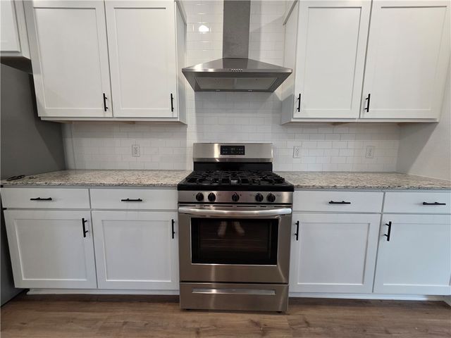 827 N Crater Avenue 1, Fayetteville, AR 72704