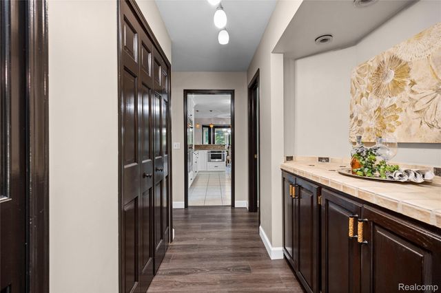 53961 Sutherland Court, Shelby Charter Township, MI 48316