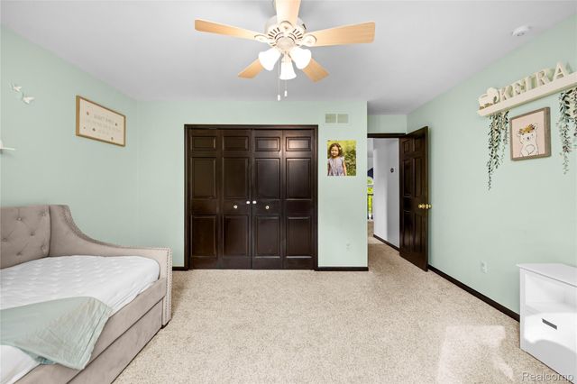 53961 Sutherland Court, Shelby Charter Township, MI 48316
