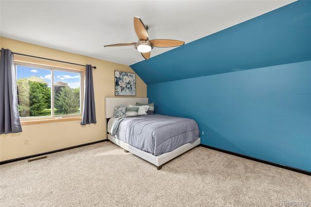 53961 Sutherland Court, Shelby Charter Township, MI 48316