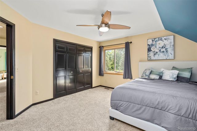 53961 Sutherland Court, Shelby Charter Township, MI 48316