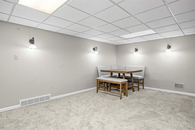 53961 Sutherland Court, Shelby Charter Township, MI 48316