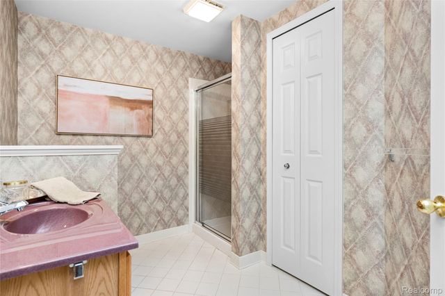 53961 Sutherland Court, Shelby Charter Township, MI 48316